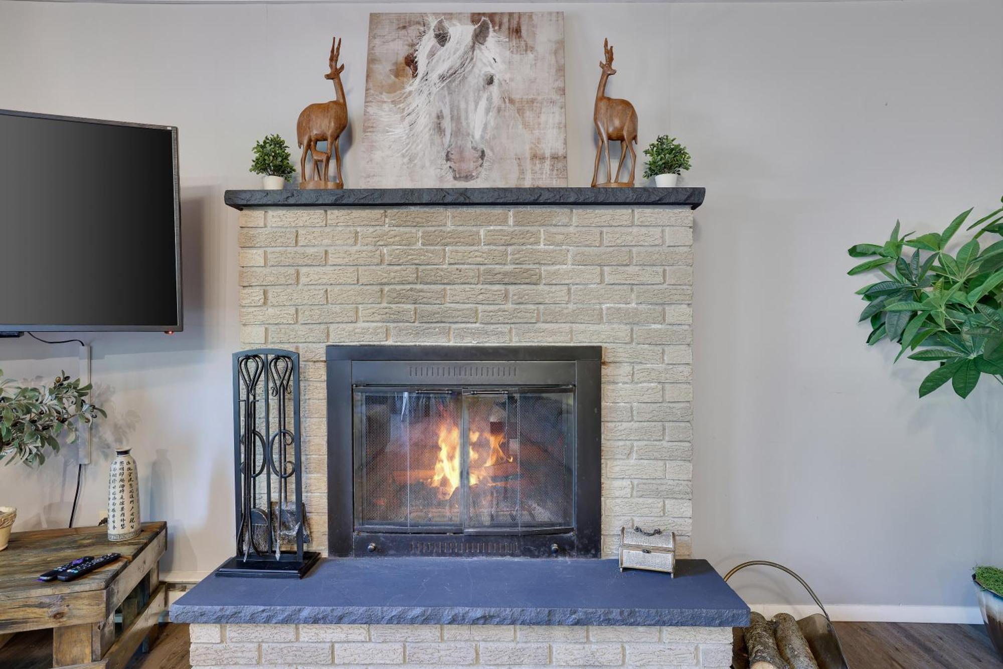 Chic And Stylish Home Hot Tub,4 Bedrooms, Game Movie Room, Firepit, Arcades, Playground On Site 2 Min Walk From Pool And Lake Tobyhanna Εξωτερικό φωτογραφία