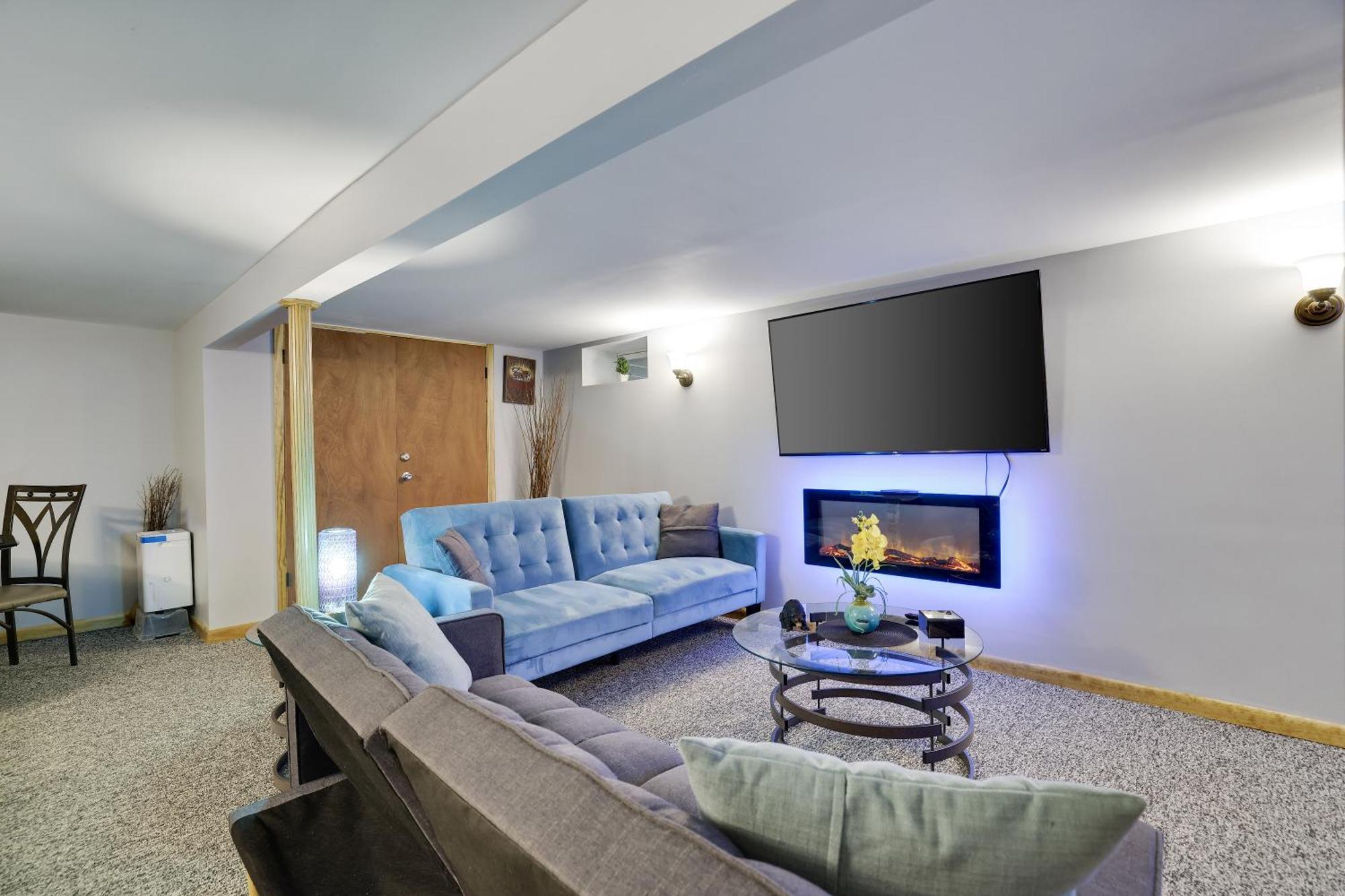 Chic And Stylish Home Hot Tub,4 Bedrooms, Game Movie Room, Firepit, Arcades, Playground On Site 2 Min Walk From Pool And Lake Tobyhanna Εξωτερικό φωτογραφία